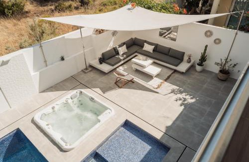 Charneca de Caparica e Sobreda Villa | Paraty Villa