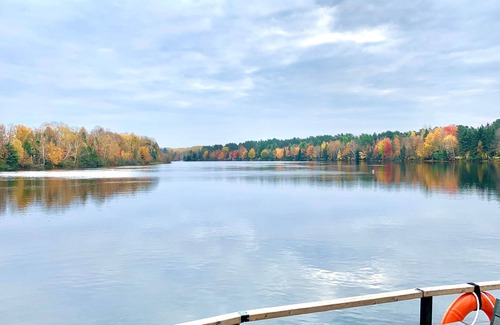 Mauricie House | Parc de l'île Melville 1 - Maison flottante