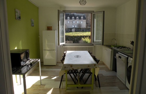 Orcival Apartment | Parc Naturel des Volcans d'Auvergne, Sancy, Orcival.