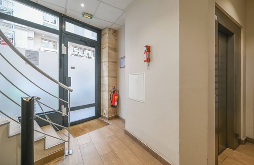 Gaillon Apartment | Paris, Opéra 5.charming Apartment in Paris