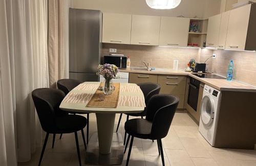 Debrecen Apartment | Paris Yard Apartman with free parking