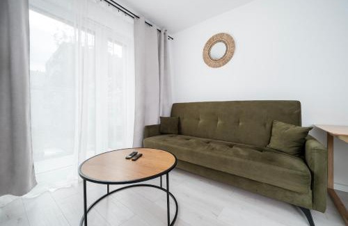 Lodz Apartment | Park Źródliska Superior Apartment by BookingHost