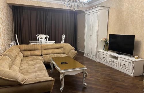 Yasamal Apartment | Park Azure 334