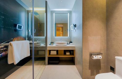 Miaozizui Hotel | Park Inn by Radisson Zhuhai Gaolan Port