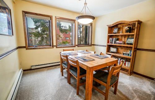 Historic District House | Park Place B204