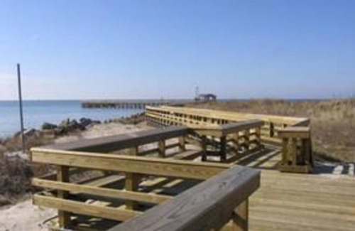 Cape Charles Condo | Park Place - Comfy Condo Close to Beach