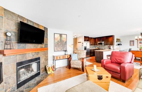 Chelan Apartment | Park Pointe Markias Hideaway D102