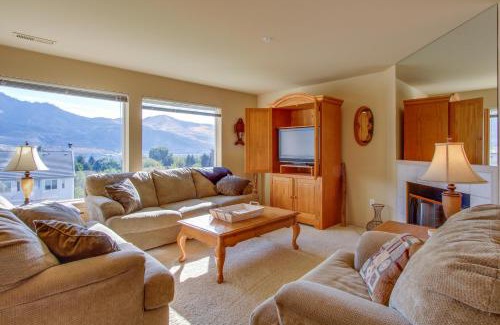 Chelan Apartment | Park Pointe: Splendor on the Sun Deck (C202)