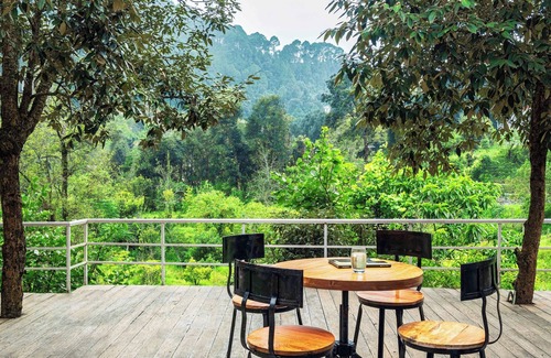 Bhimtal Villa | Park Valley by Ebony Stays – Spacious 6BHK Villa in Bhimtal with Garden Views