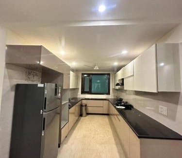 Gurugram House | Park View 2 - A Luxury Service Apartment, Jasola