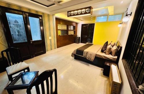 Gurugram House | Park View 2 - A Luxury Service Apartment, Jasola