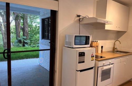 Central Coast Apartment | Park View Guest suite A