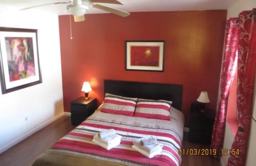 Union City Apartment | Park-View Sleeps 12 3BR