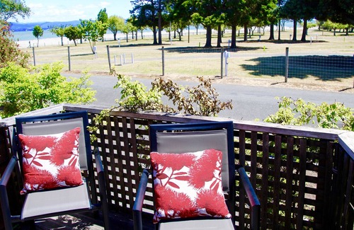 Tahunanui Cottage | PARKERS COVE - NELSON HOLIDAY HOME, family friendly in Nelson