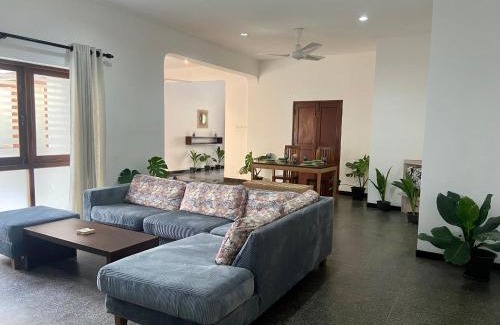 Ibbanwala Apartment | Parkside Colombo 7