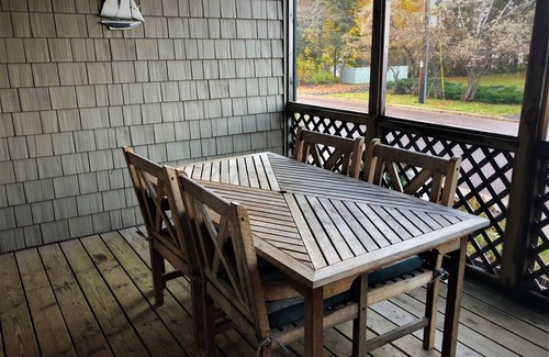 La Pointe Condo | Parkside Condo 6 - Condo Conveniently Located Across from Joni`s Beach