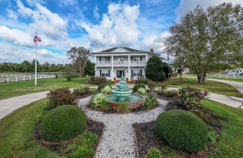 Parkton House | Parkton Place, “where you are kind of a big deal!”