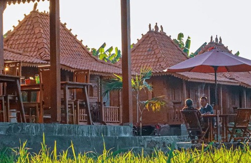 Manggarai Cabin | ParLezo