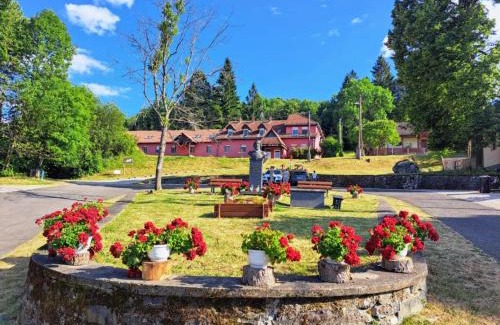 Matraszentlaszlo Bed & Breakfast | Parrag Panzió Mátraszentimre