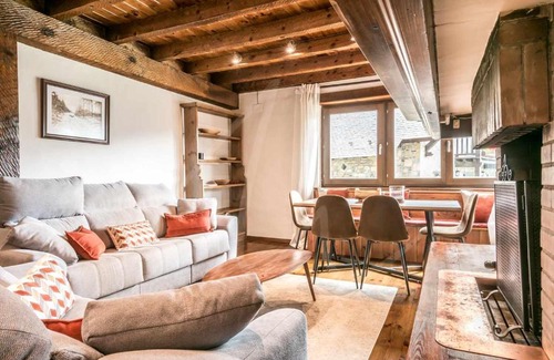 Bagergue Apartment | Parsan by SeaMount Rentals