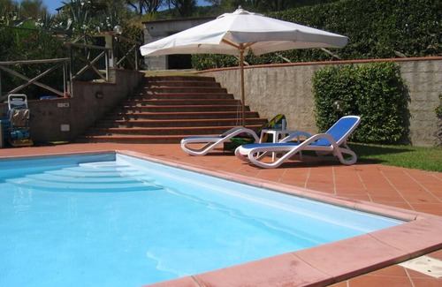 Castiglione della Pescaia Apartment | Part of a beautiful villa with pool and garden, 4km from the sea