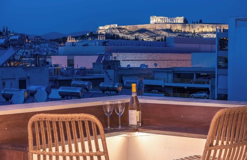 Neos Kosmos Apartment | Parthenon dream, breathtaking views with free parking