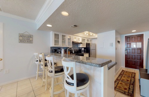 South Padre Island Condo | Partial ocean-view condo with WiFi, hot tub & pool - close to entertainment