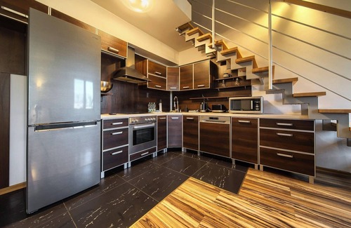 Krzyki Apartment | Partynice State Two-Level Apartment