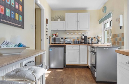 Flookburgh House | Pass the Keys | Beautiful 3 Bed Cottage in the Heart of Flookburgh