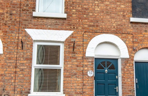 Shrewsbury House | Pass the Keys | 3 bedroom home within walking distance of town