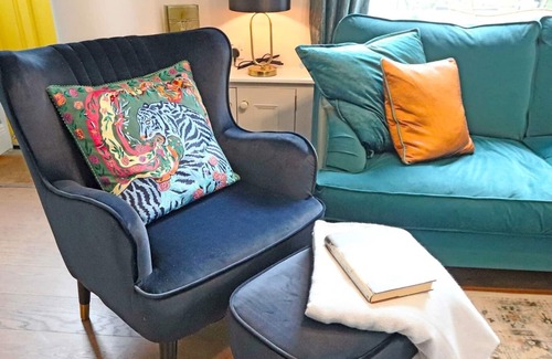 Milford House | Pass the Keys | Beautiful Character Cottage