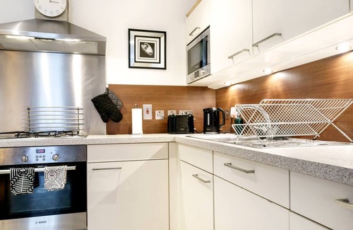 Cathedral Quarter Apartment | Pass the Keys | Cathedral Quarter | City Centre | Walk Everywhere
