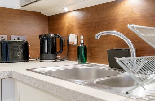 Cathedral Quarter Apartment | Pass the Keys | Cathedral Quarter | City Centre | Walk Everywhere