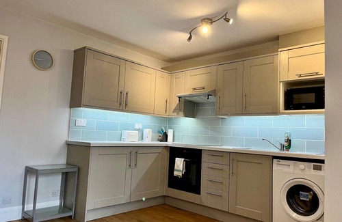 St Albans House | Pass the Keys | Charming Guest House in St Albans with Parking