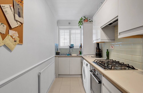 Crystal Palace Apartment | Pass the Keys | Chic Apartment in Crystal Palace