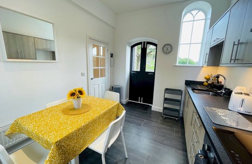 Combs House | Pass the Keys | Converted Sunday School for 4 with Views & Garden