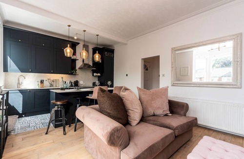 Blackheath Apartment | Pass the Keys | Cosy and Chic Flat Near Greenwich Park