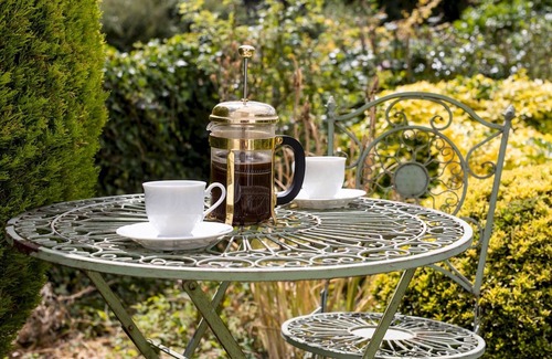 Ludwel House | Pass the Keys | Cosy cottage with views over the Shropshire hills