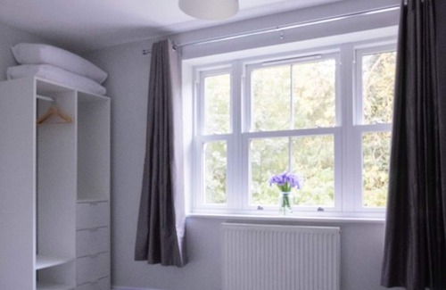 Scunthorpe House | Pass the Keys | Entire House sleeps 6 I Pass The Keys