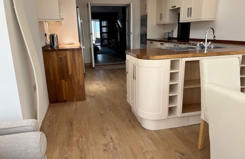 Lydd-on-Sea House | Pass the Keys | Fabulous Beach Front Holiday Location!