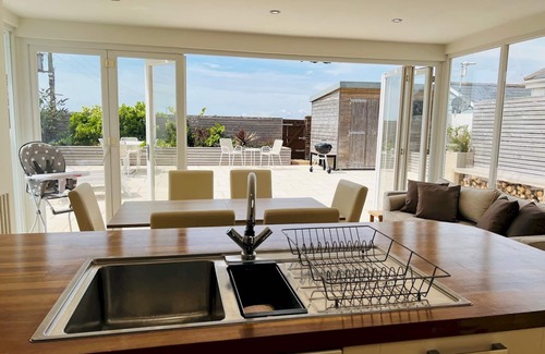 Lydd-on-Sea House | Pass the Keys | Fabulous Beach Front Holiday Location!