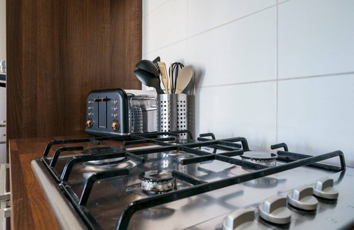 Titanic Quarter Apartment | Pass the Keys | Fabulous 2BR w/Views | Titanic Qtr | City Centre