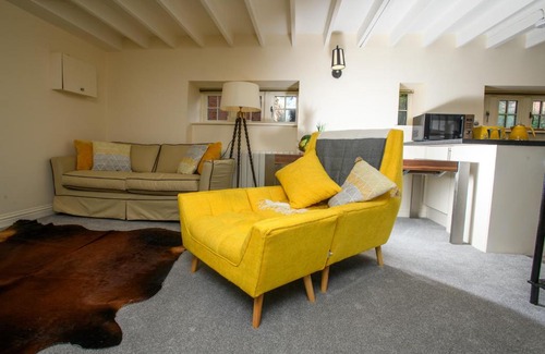 Sleaford Apartment | Pass the Keys Homey flat in Sleaford Centre