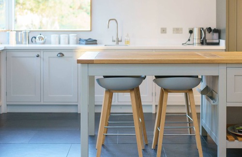 Cardigan House | Pass the Keys | Impressive country home overlooking Cardigan Bay