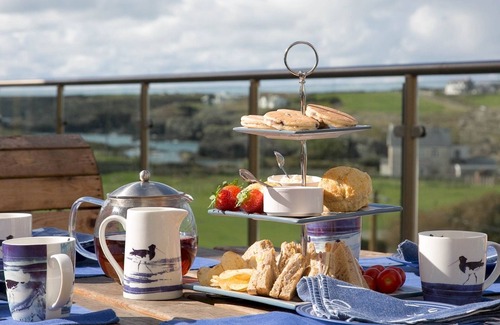 Trearddur Bay Apartment | Pass the Keys | Modern 2 Bedroom Apartment with stunning Sea Views