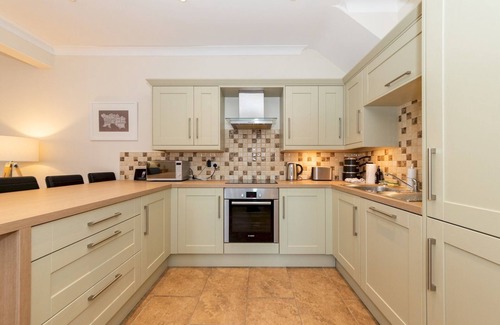 Reading House | Pass the Keys | Modern 3 Bedroom with Garden in Reading