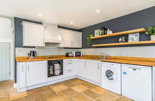 Funtington House | Pass the Keys | Peaceful and beautiful 1 bedroom barn conversion