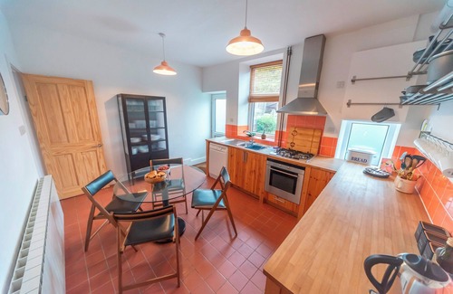 New Mills House | Pass the Keys | Pet & Cycle Friendly Garden Home in New Mills