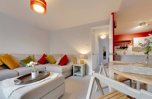 Cherry Hinton House | Pass the Keys | Renovated Sunny Home | Pass the Keys