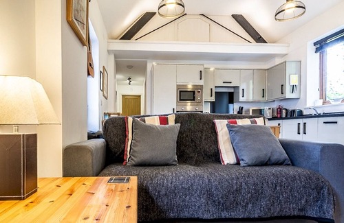 Farringdon House | Pass the Keys | Welcoming 2 bed holiday home in secluded Devon